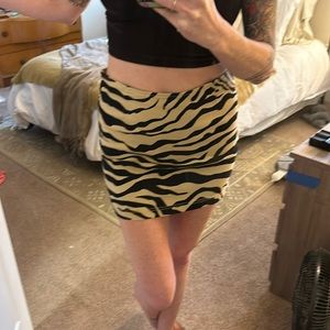 Vintage Guess Jeans Zebra Print mini skirt size 28